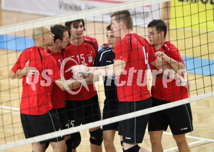 Volleyball BUndesliga. VBK Woerthersee Loewen gegen VC Amstetten. Jubel (Woerthersee Loewen). KLagenfurt, am 4.11.2012.
Foto: Kuess
---
pressefotos, pressefotografie, kuess, qs, qspictures, sport, bild, bilder, bilddatenbank