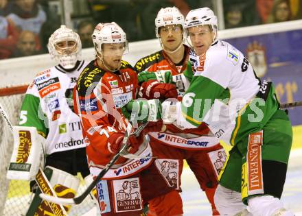 EBEL. Eishockey Bundesliga. EC KAC gegen HDD TELEMACH Olimpija Ljubljana.  Jamie Lundmark,  (KAC), Bostjan Groznik (Laibach). Klagenfurt, am 4.11.2012.
Foto: Kuess 


---
pressefotos, pressefotografie, kuess, qs, qspictures, sport, bild, bilder, bilddatenbank