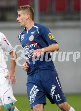 Fussball Regionalliga. SK Austria Klagenfurt gegen Kalsdorf. Tadej Trdina (Kalsdorf). Klagenfurt, 3.11.2012.
Foto: Kuess
---
pressefotos, pressefotografie, kuess, qs, qspictures, sport, bild, bilder, bilddatenbank