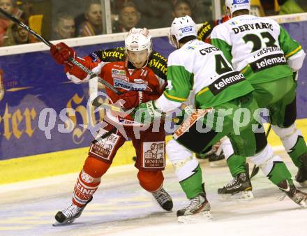 EBEL. Eishockey Bundesliga. EC KAC gegen HDD TELEMACH Olimpija Ljubljana.  Jamie Lundmark,   (KAC), Igor Cvetek (Laibach). Klagenfurt, am 4.11.2012.
Foto: Kuess 


---
pressefotos, pressefotografie, kuess, qs, qspictures, sport, bild, bilder, bilddatenbank