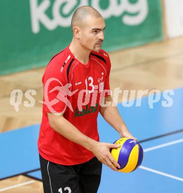 Volleyball BUndesliga. VBK Woerthersee Loewen gegen VC Amstetten. Martin Tichy (Woerthersee Loewen). KLagenfurt, am 4.11.2012.
Foto: Kuess
---
pressefotos, pressefotografie, kuess, qs, qspictures, sport, bild, bilder, bilddatenbank