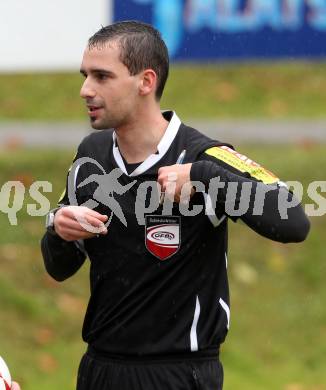 Fussball Unterliga Ost. Ludmannsdorf gegen Liebenfels. Schiedsrichter Daniel Trampusch. Ludmannsdorf, am 11.11.2012.
Foto: Kuess
---
pressefotos, pressefotografie, kuess, qs, qspictures, sport, bild, bilder, bilddatenbank