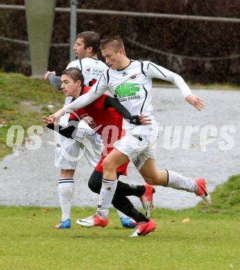 Fussball Unterliga Ost. Ludmannsdorf gegen Liebenfels. Stefan Kalt, Michael Ramusch,  (Ludmannsdorf), David Koerbler (Liebenfels). Ludmannsdorf, am 11.11.2012.
Foto: Kuess
---
pressefotos, pressefotografie, kuess, qs, qspictures, sport, bild, bilder, bilddatenbank