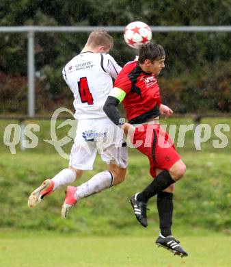 Fussball Unterliga Ost. Ludmannsdorf gegen Liebenfels. Michael Ramusch,  (Ludmannsdorf), Simon Kienberger (Liebenfels). Ludmannsdorf, am 11.11.2012.
Foto: Kuess
---
pressefotos, pressefotografie, kuess, qs, qspictures, sport, bild, bilder, bilddatenbank