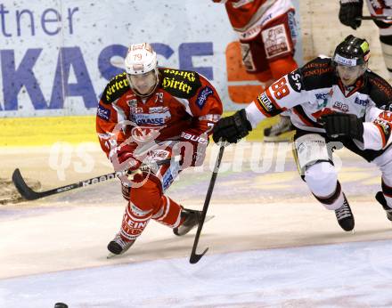 EBEL. Eishockey Bundesliga. EC KAC gegen HC Orli Znojmo.  Kevin Doell,  (KAC), Adam Havlik (Znojmo). Klagenfurt, am 14.11.2012.
Foto: Kuess 


---
pressefotos, pressefotografie, kuess, qs, qspictures, sport, bild, bilder, bilddatenbank