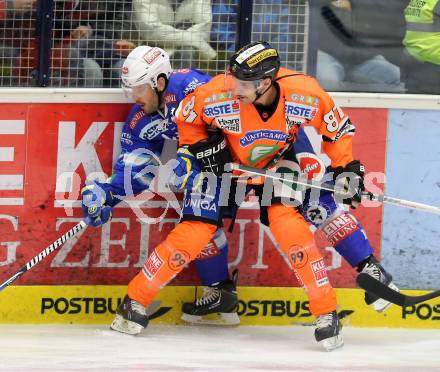 EBEL. Eishockey Bundesliga. EC VSV gegen Moser Medical Graz 99ers.  Derek Damon, (VSV), Martin Oraze  (Graz). Villach, am 14.11.2012.
Foto: Kuess 


---
pressefotos, pressefotografie, kuess, qs, qspictures, sport, bild, bilder, bilddatenbank