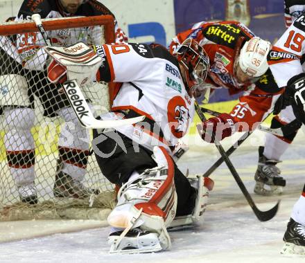 EBEL. Eishockey Bundesliga. EC KAC gegen HC Orli Znojmo.  Nikolaus Holzer, (KAC), Ondrej Kacetl  (Znojmo). Klagenfurt, am 14.11.2012.
Foto: Kuess 


---
pressefotos, pressefotografie, kuess, qs, qspictures, sport, bild, bilder, bilddatenbank