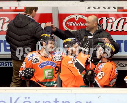 EBEL. Eishockey Bundesliga. EC VSV gegen Moser Medical Graz 99ers.  Jubel Herbert Hohenberger (VSV). Villach, am 14.11.2012.
Foto: Kuess 


---
pressefotos, pressefotografie, kuess, qs, qspictures, sport, bild, bilder, bilddatenbank