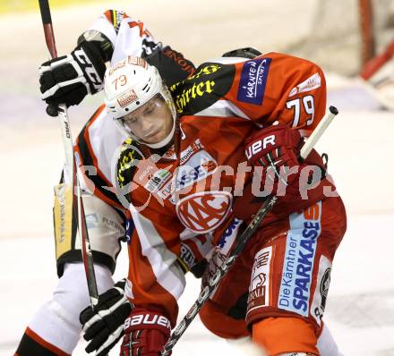 EBEL. Eishockey Bundesliga. EC KAC gegen HC Orli Znojmo.  Kevin Doell,  (KAC), Kim Stroemberg (Znojmo). Klagenfurt, am 14.11.2012.
Foto: Kuess 


---
pressefotos, pressefotografie, kuess, qs, qspictures, sport, bild, bilder, bilddatenbank