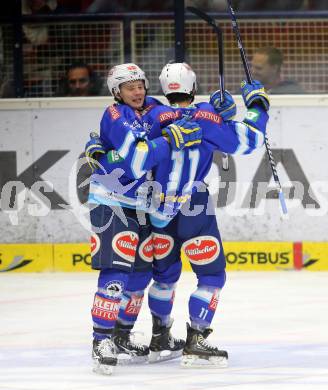 EBEL. Eishockey Bundesliga. EC VSV gegen Moser Medical Graz 99ers.  Torjubel Antti Pusa, Derek Ryan (VSV). Villach, am 14.11.2012.
Foto: Kuess 


---
pressefotos, pressefotografie, kuess, qs, qspictures, sport, bild, bilder, bilddatenbank