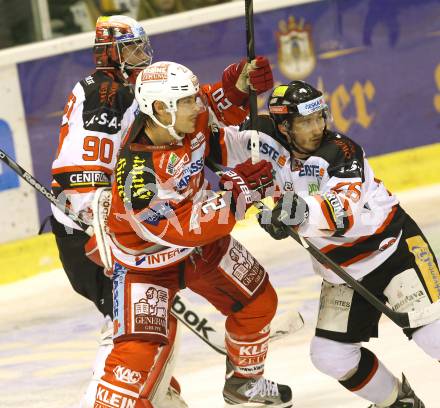 EBEL. Eishockey Bundesliga. EC KAC gegen HC Orli Znojmo. John Lammers,  (KAC), Lubomir Stach  (Znojmo). Klagenfurt, am 14.11.2012.
Foto: Kuess 


---
pressefotos, pressefotografie, kuess, qs, qspictures, sport, bild, bilder, bilddatenbank