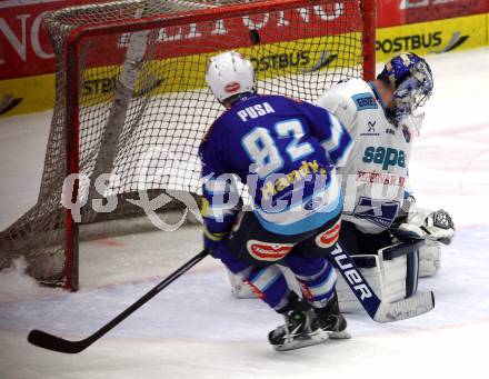 EBEL. Eishockey Bundesliga. EC VSV gegen SAPA Fehervar AV19.  Antti Pusa (VSV), Adam Munro (SAPA Fehervar). Villach, am 18.11.2012.
Foto: Kuess 


---
pressefotos, pressefotografie, kuess, qs, qspictures, sport, bild, bilder, bilddatenbank