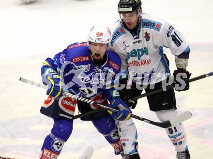 EBEL. Eishockey Bundesliga. EC VSV gegen SAPA Fehervar AV19. Markus Peintner  (VSV), Ladislav Sikorcin (SAPA Fehervar). Villach, am 18.11.2012.
Foto: Kuess 


---
pressefotos, pressefotografie, kuess, qs, qspictures, sport, bild, bilder, bilddatenbank