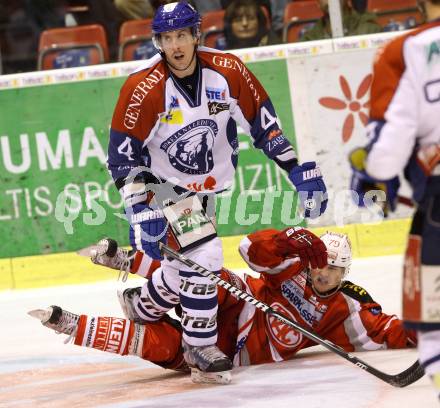 EBEL. Eishockey Bundesliga. EC KAC gegen KHL Medvescak Zagreb. Kevin Doell,   (KAC), David Brine (Zagreb). Klagenfurt, am 20.11.2012.
Foto: Kuess 


---
pressefotos, pressefotografie, kuess, qs, qspictures, sport, bild, bilder, bilddatenbank