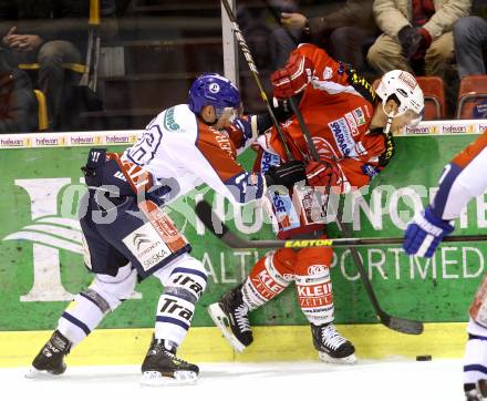 EBEL. Eishockey Bundesliga. EC KAC gegen KHL Medvescak Zagreb.  Andrew Cogliano,  (KAC), Alan Letang (Zagreb). Klagenfurt, am 20.11.2012.
Foto: Kuess 


---
pressefotos, pressefotografie, kuess, qs, qspictures, sport, bild, bilder, bilddatenbank