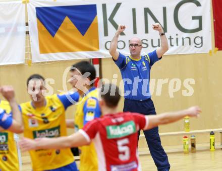 Volleyball. CEV-Cup. Aich/Dob gegen Calcit Kamnik. Jubel Bogdan Kotnik  (Aich/Dob). Bleiburg, 21.11.2012.
Foto: Kuess

---
pressefotos, pressefotografie, kuess, qs, qspictures, sport, bild, bilder, bilddatenbank