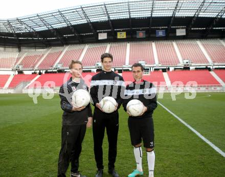 Fussball. Bundesliga. RZ Pellets WAC. Training im Woethersee Stadion Klagenfurt. Klagenfurt, 26.11.2012.
Foto: kuess
---
pressefotos, pressefotografie, kuess, qs, qspictures, sport, bild, bilder, bilddatenbank