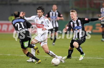 Fussball Bundesliga. RZ Pellets WAC gegen Sturm Graz. Jacobo,  (WAC),  Leonhard Kaufmann, Matthas Koch (Sturm Graz). Klagenfurt, am 27.11.2012.
Foto: Kuess

---
pressefotos, pressefotografie, kuess, qs, qspictures, sport, bild, bilder, bilddatenbank