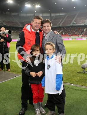 Fussball Bundesliga. RZ Pellets WAC gegen Sturm Graz.  Buergermeister Christian Scheider, Dietmar Riegler. Klagenfurt, am 27.11.2012.
Foto: Kuess

---
pressefotos, pressefotografie, kuess, qs, qspictures, sport, bild, bilder, bilddatenbank