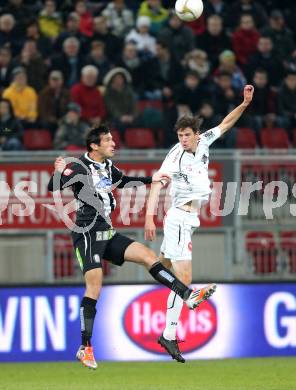 Fussball Bundesliga. RZ Pellets WAC gegen Sturm Graz. Christian Falk (WAC), Nikola Vuyadinovich (Sturm Graz). Klagenfurt, am 27.11.2012.
Foto: Kuess
---
pressefotos, pressefotografie, kuess, qs, qspictures, sport, bild, bilder, bilddatenbank