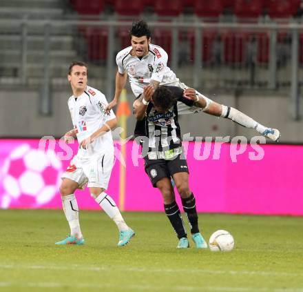 Fussball Bundesliga. RZ Pellets WAC gegen Sturm Graz. Solano, Michael Liendl,  (WAC), Ruben Okotie (Sturm Graz). Klagenfurt, am 27.11.2012.
Foto: Kuess

---
pressefotos, pressefotografie, kuess, qs, qspictures, sport, bild, bilder, bilddatenbank