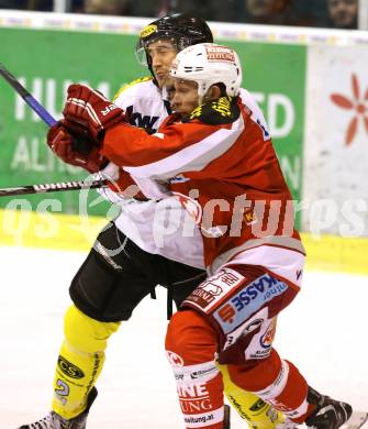 EBEL. Eishockey Bundesliga. EC KAC gegen Dornbirner Eishockey Club.   Thomas KOch, (KAC),  Olivier Magnan-Grenier (Dornbirn). Klagenfurt, am 30.11.2012.
Foto: Kuess 


---
pressefotos, pressefotografie, kuess, qs, qspictures, sport, bild, bilder, bilddatenbank