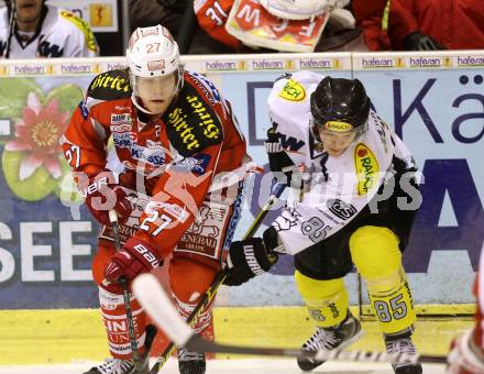 EBEL. Eishockey Bundesliga. EC KAC gegen Dornbirner Eishockey Club.   Thomas HUndertpfund,  (KAC), Maximilian Wilfan (Dornbirn).. Klagenfurt, am 30.11.2012.
Foto: Kuess 


---
pressefotos, pressefotografie, kuess, qs, qspictures, sport, bild, bilder, bilddatenbank