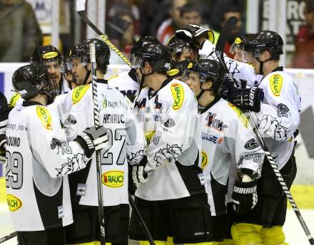 EBEL. Eishockey Bundesliga. EC KAC gegen Dornbirner Eishockey Club.   Jubel Dornbirn. Klagenfurt, am 30.11.2012.
Foto: Kuess 


---
pressefotos, pressefotografie, kuess, qs, qspictures, sport, bild, bilder, bilddatenbank