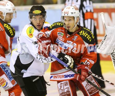 EBEL. Eishockey Bundesliga. EC KAC gegen Dornbirner Eishockey Club.   Thomas Koch,  (KAC), Alexander Feichtner (Dornbirn). Klagenfurt, am 30.11.2012.
Foto: Kuess 


---
pressefotos, pressefotografie, kuess, qs, qspictures, sport, bild, bilder, bilddatenbank