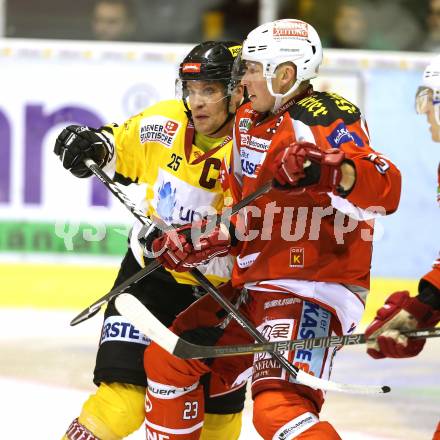 EBEL. Eishockey Bundesliga. EC KAC gegen UPC Vienna Capitals.  Mike Siklenka,  (KAC), Benoit Gratton (Vienna). Klagenfurt, am 2.12.2012.
Foto: Kuess 


---
pressefotos, pressefotografie, kuess, qs, qspictures, sport, bild, bilder, bilddatenbank