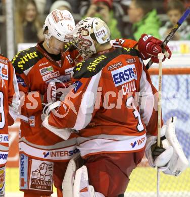 EBEL. Eishockey Bundesliga. EC KAC gegen UPC Vienna Capitals. Paul Schellander, Andy Chiodo  (KAC). Klagenfurt, am 2.12.2012.
Foto: Kuess 


---
pressefotos, pressefotografie, kuess, qs, qspictures, sport, bild, bilder, bilddatenbank