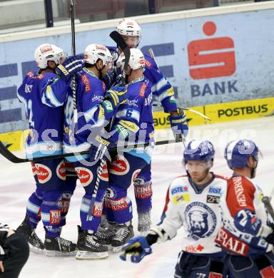 EBEL. Eishockey Bundesliga. EC VSV gegen KHL Medvescak Zagreb. Torjubel  (VSV). Villach, am 2.12.2012.
Foto: Kuess 


---
pressefotos, pressefotografie, kuess, qs, qspictures, sport, bild, bilder, bilddatenbank