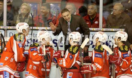 EBEL. Eishockey Bundesliga. EC KAC gegen UPC Vienna Capitals.  Trainer Christian Weber (KAC). Klagenfurt, am 2.12.2012.
Foto: Kuess 


---
pressefotos, pressefotografie, kuess, qs, qspictures, sport, bild, bilder, bilddatenbank