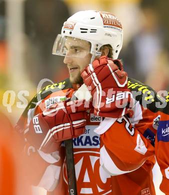 EBEL. Eishockey Bundesliga. EC KAC gegen UPC Vienna Capitals.  Stefan Schumnig (KAC). Klagenfurt, am 2.12.2012.
Foto: Kuess 


---
pressefotos, pressefotografie, kuess, qs, qspictures, sport, bild, bilder, bilddatenbank