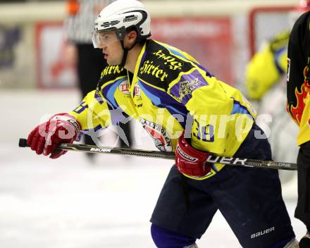 Eishockey. CHL. 1.EHC Althofen gegen EC-SV Spittal. Kevin Kuenstl (Althofen). Althofen, 1.12.2012.
Foto: Kuess
---
pressefotos, pressefotografie, kuess, qs, qspictures, sport, bild, bilder, bilddatenbank