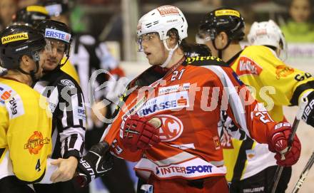 EBEL. Eishockey Bundesliga. EC KAC gegen UPC Vienna Capitals.  Thomas Hundertpfund,  (KAC), Philippe Lakos (Vienna). Klagenfurt, am 2.12.2012.
Foto: Kuess 


---
pressefotos, pressefotografie, kuess, qs, qspictures, sport, bild, bilder, bilddatenbank