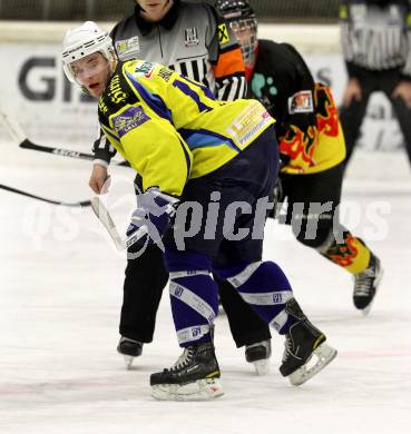 Eishockey. CHL. 1.EHC Althofen gegen EC-SV Spittal. Silvio Jakobitsch (Althofen). Althofen, 1.12.2012.
Foto: Kuess
---
pressefotos, pressefotografie, kuess, qs, qspictures, sport, bild, bilder, bilddatenbank