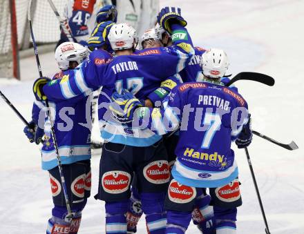 EBEL. Eishockey Bundesliga. EC VSV gegen KHL Medvescak Zagreb. Torjubel  (VSV). Villach, am 2.12.2012.
Foto: Kuess 


---
pressefotos, pressefotografie, kuess, qs, qspictures, sport, bild, bilder, bilddatenbank