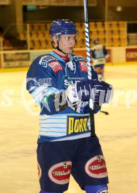 Eishockey. VSV. U20. Philip Siutz. Klagenfurt, 1.12.2012.
Foto: Kuess
---
pressefotos, pressefotografie, kuess, qs, qspictures, sport, bild, bilder, bilddatenbank