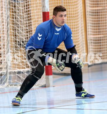 Futsal 2. Bundesliga. Futsal Klagenfurt gegen St. Poelten. Daniel Sapina (Klagenfurt). Viktring, am 2.12.2012.
Foto: Kuess
---
pressefotos, pressefotografie, kuess, qs, qspictures, sport, bild, bilder, bilddatenbank