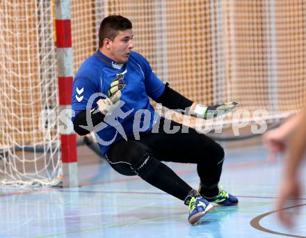 Futsal 2. Bundesliga. Futsal Klagenfurt gegen St. Poelten. Daniel Sapina (Klagenfurt). Viktring, am 2.12.2012.
Foto: Kuess
---
pressefotos, pressefotografie, kuess, qs, qspictures, sport, bild, bilder, bilddatenbank