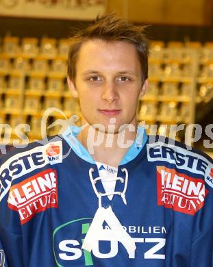 Eishockey. VSV. U20. Nico Brunner. Klagenfurt, 1.12.2012.
Foto: Kuess
---
pressefotos, pressefotografie, kuess, qs, qspictures, sport, bild, bilder, bilddatenbank