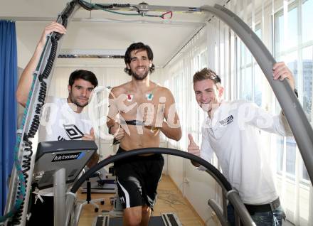 Fussball. Bundesliga. WAC. Institut fÃ¼r Sportmedizin. Laktattest. Solano, Jacobo, Michael Sollbauer. Klagenfurt, 3.12.2012.
Foto: Kuess
---
pressefotos, pressefotografie, kuess, qs, qspictures, sport, bild, bilder, bilddatenbank