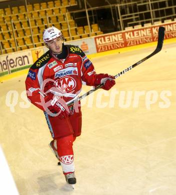 Eishockey. KAC. U20. Sebastian Katnik. Klagenfurt, 1.12.2012.
Foto: Kuess
---
pressefotos, pressefotografie, kuess, qs, qspictures, sport, bild, bilder, bilddatenbank