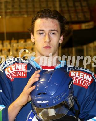 Eishockey. VSV. U20. Adis Alagic. Klagenfurt, 1.12.2012.
Foto: Kuess
---
pressefotos, pressefotografie, kuess, qs, qspictures, sport, bild, bilder, bilddatenbank