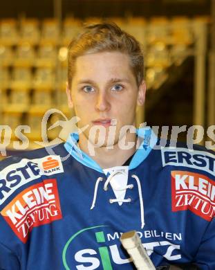 Eishockey. VSV. U20. Christian Heinricher. Klagenfurt, 1.12.2012.
Foto: Kuess
---
pressefotos, pressefotografie, kuess, qs, qspictures, sport, bild, bilder, bilddatenbank