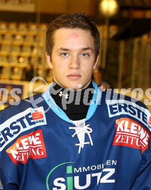 Eishockey. VSV. U20. Sandro Koechl. Klagenfurt, 1.12.2012.
Foto: Kuess
---
pressefotos, pressefotografie, kuess, qs, qspictures, sport, bild, bilder, bilddatenbank