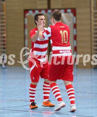 Futsal 2. Bundesliga. Futsal Klagenfurt gegen St. Poelten. Torjubel Amel Skenderi, Boris Tomic (Klagenfurt). Viktring, am 2.12.2012.
Foto: Kuess
---
pressefotos, pressefotografie, kuess, qs, qspictures, sport, bild, bilder, bilddatenbank