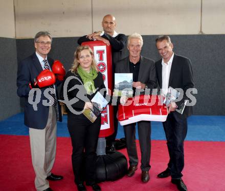 Kickboxen.  Peter Kaiser, Ferdinand Vouk, Helmut Steiner, Gerald Zimmermann. St. Egyden, 4.10.2012.
Foto: Kuess
---
pressefotos, pressefotografie, kuess, qs, qspictures, sport, bild, bilder, bilddatenbank