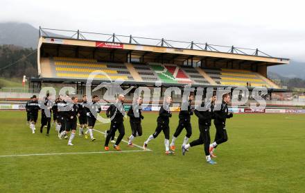 Fussball Bundesliga. RZ Pellets WAC. Neue Tribuene Lavanttalarena. Training. Wolfsberg, am 30.11.2012.
Foto: Kuess
---
pressefotos, pressefotografie, kuess, qs, qspictures, sport, bild, bilder, bilddatenbank